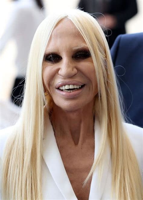 donatella versace quanti anni ha|what happened to donatella versace's face.